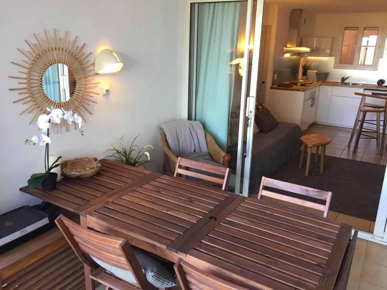 Les Restanques Apartment Grimaud Exterior photo